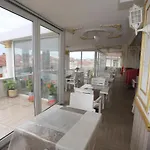 Altinkum 酒店
