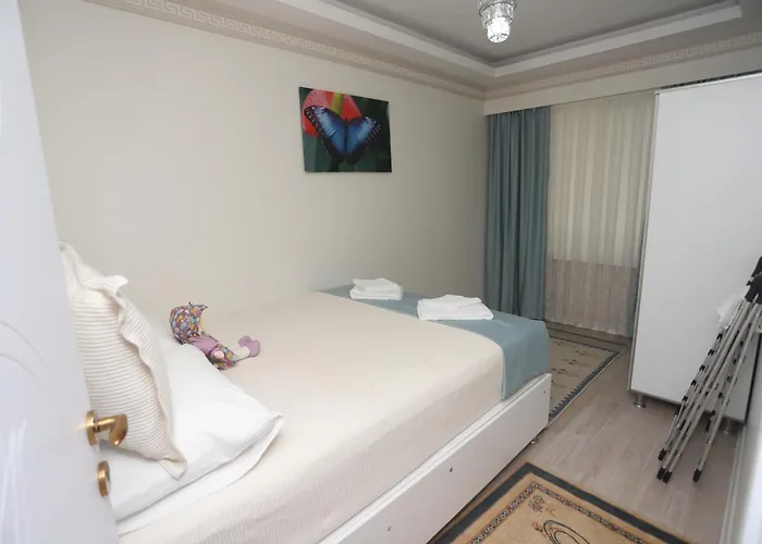 Altinkum מלון 3*